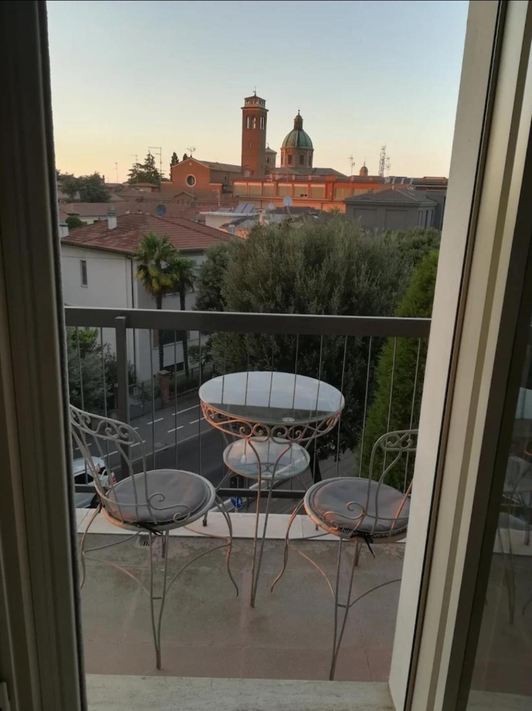 Vista Duomo Ravenna Apartment Extérieur photo
